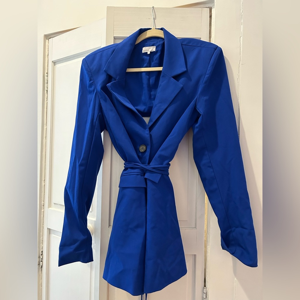 Danielle Bernstein - WeWoreWhat blazer, size small - blue